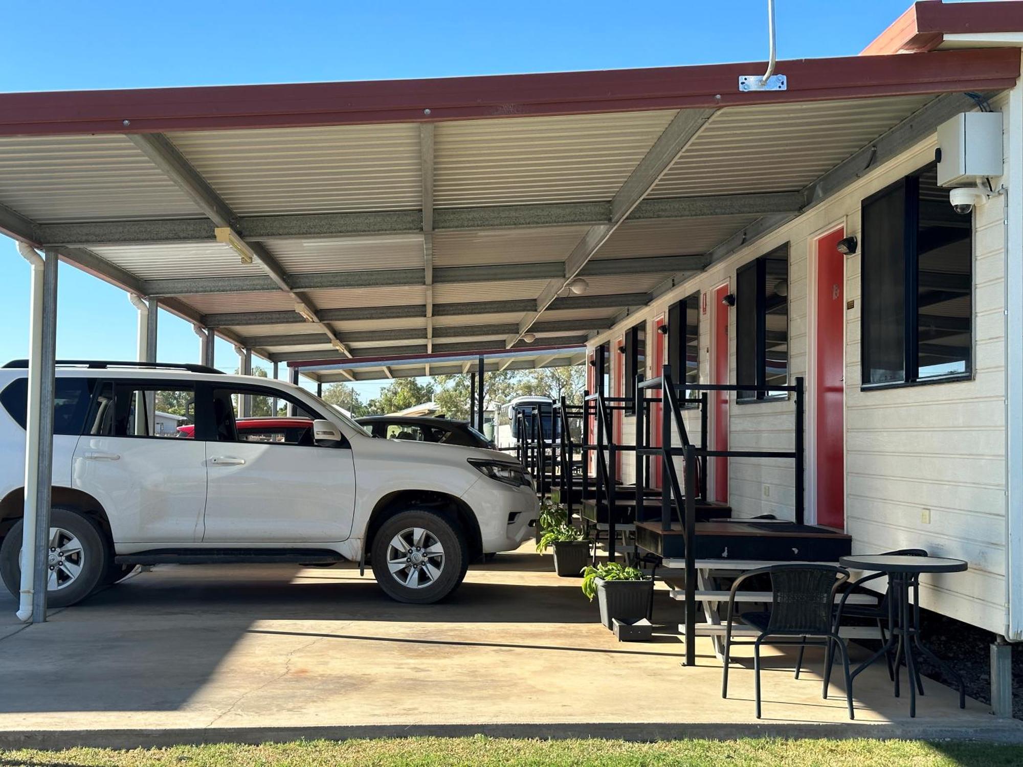 Winton Outback Motel Kültér fotó